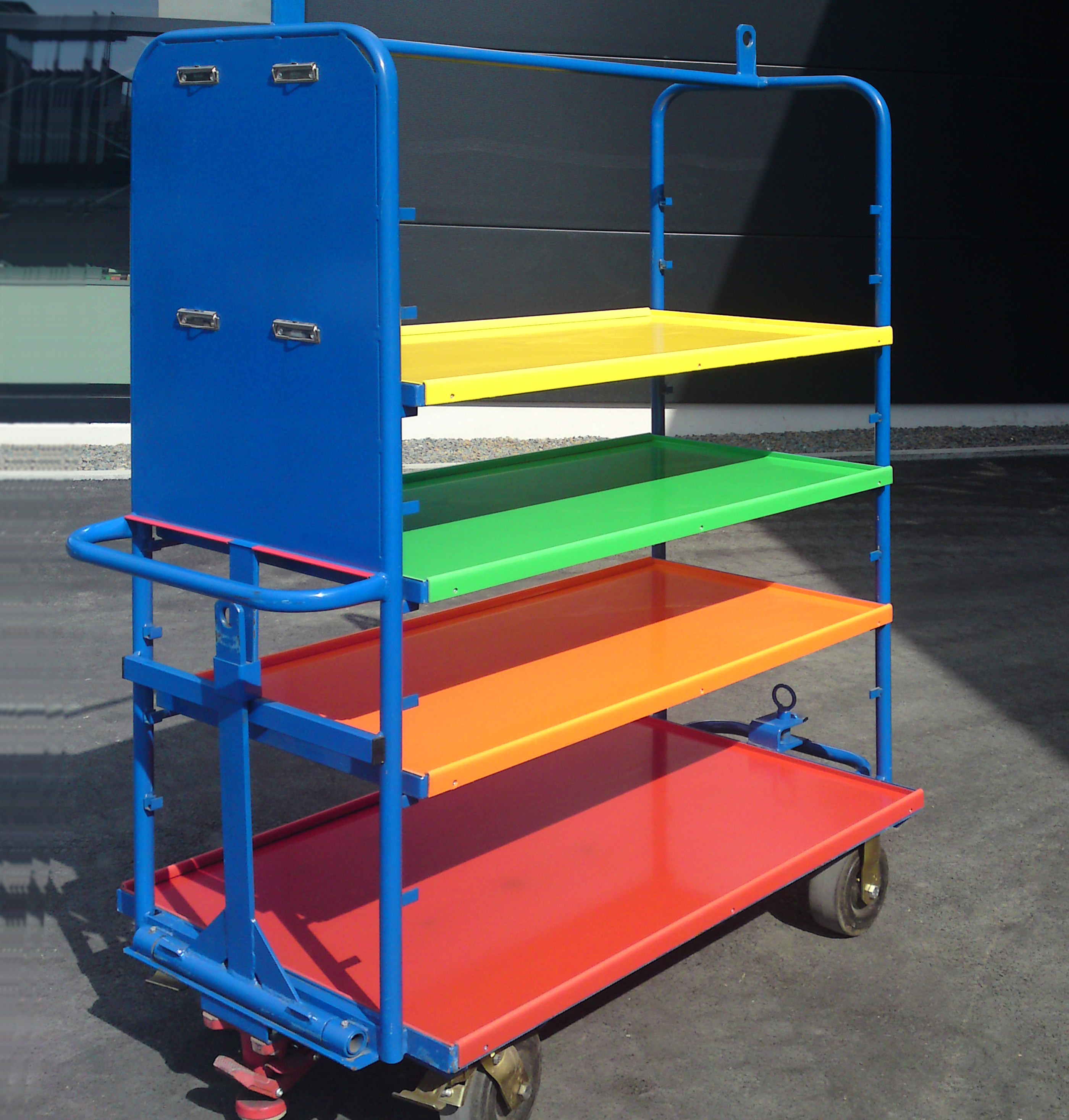 lackiergestell3.jpg (1)